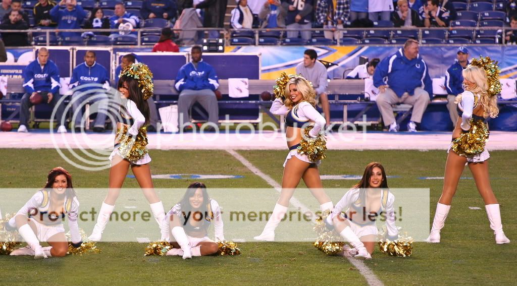 IMAGE: http://i384.photobucket.com/albums/oo289/CanonDigitals/1bb.jpg